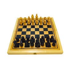 Juego de ajedrez en madera